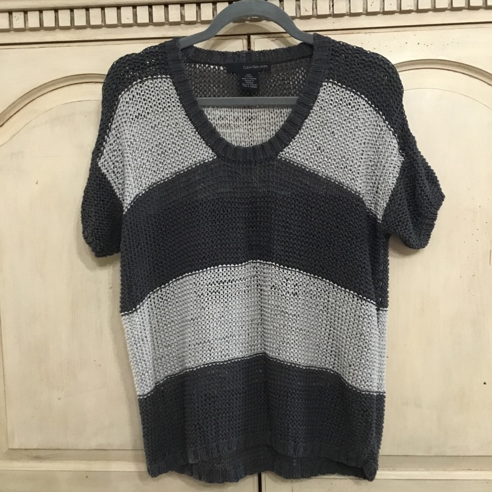 Calvin Klein Jeans Women’s Gray Loose Knit Short Sleeve Sweater Size S/M NWOT